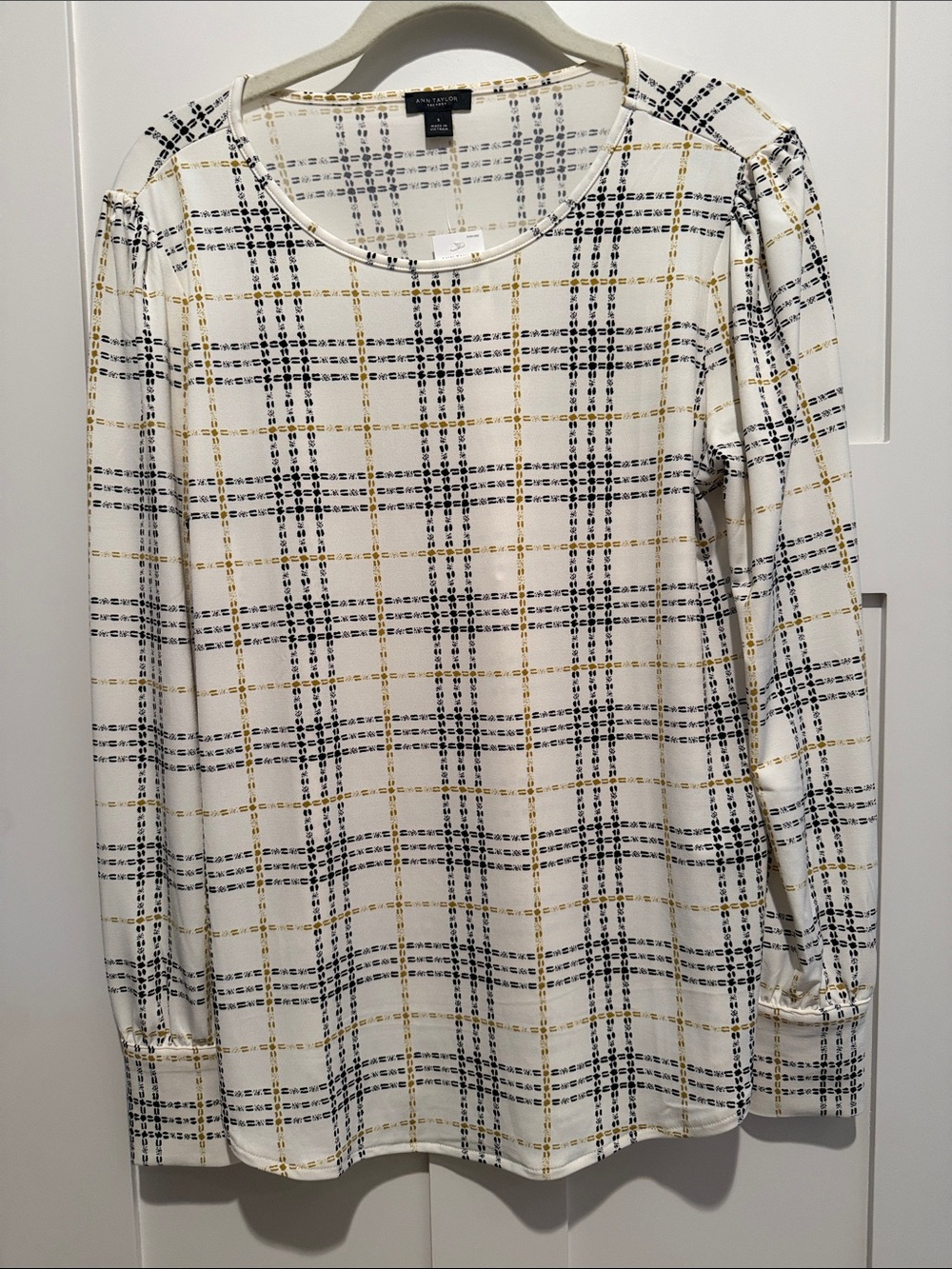 Ann Taylor White Plaid Long Sleeve Blouse with Black and Gold Lines